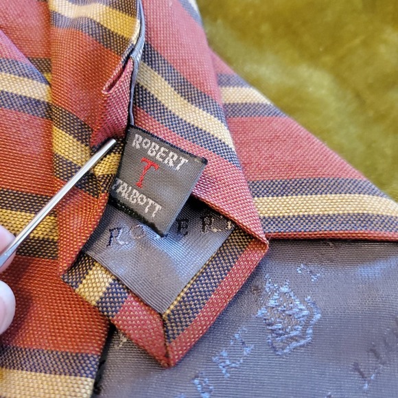 Robert Talbott striped silk and wool blend men's necktie - Picture 5 of 10